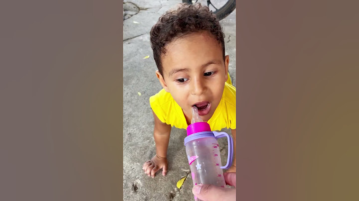 Os bebês querem mamadeira 🍼 #funny #shorts