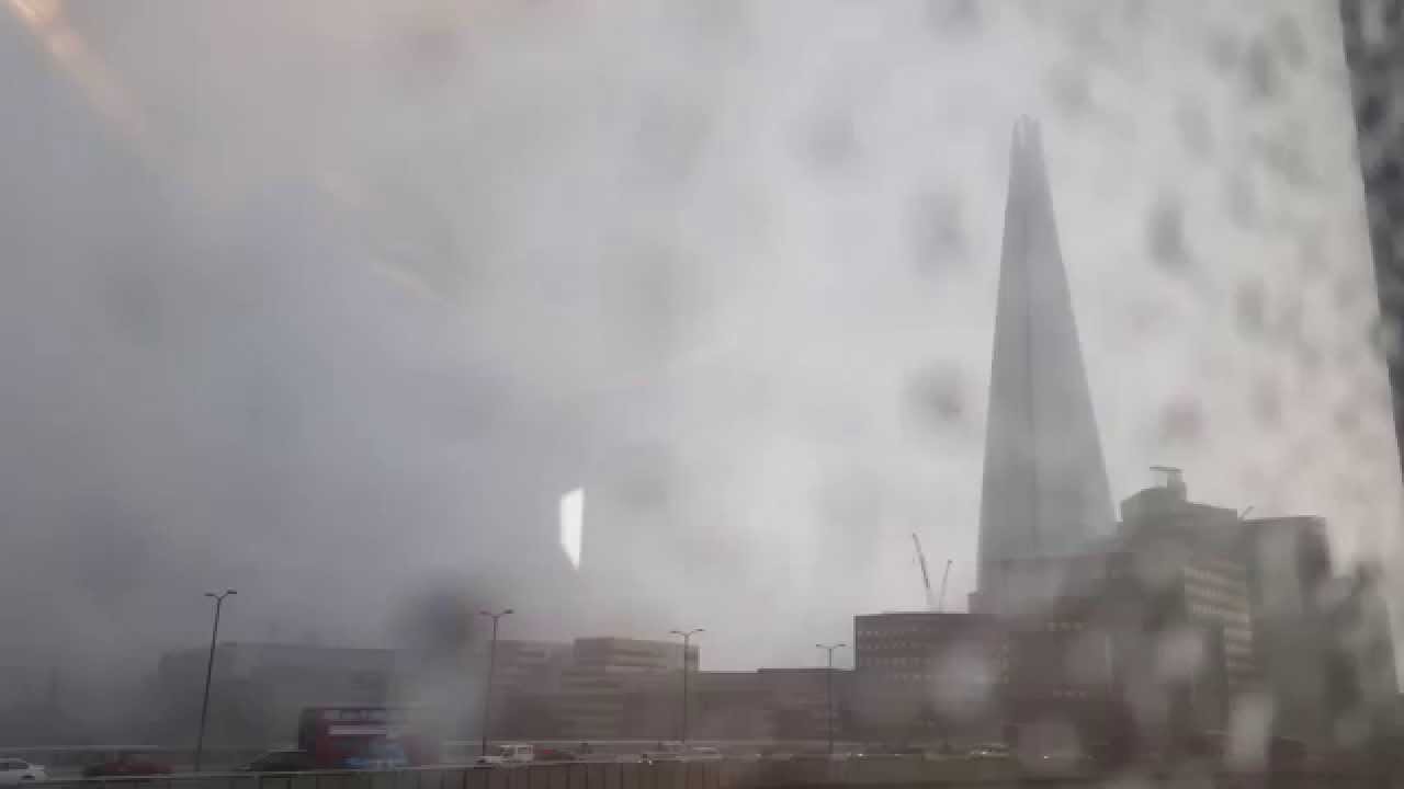 Lightning hitting The Shard 22/05/2014 London, England - Original Video