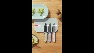 WÜSTHOF Junior Knives | Child-friendly design, grown-up function
Explore the Junior knives: https://bit.ly/4lVwVmj WÜSTHOF Junior Knives | Child-friendly design, grown-up function