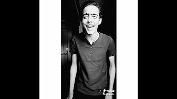 هيا عارفه ان ابوها مافيا 