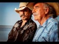 Bertie Higgins &amp; The Bellamy Brothers - &quot;Crossing the Bar&quot;