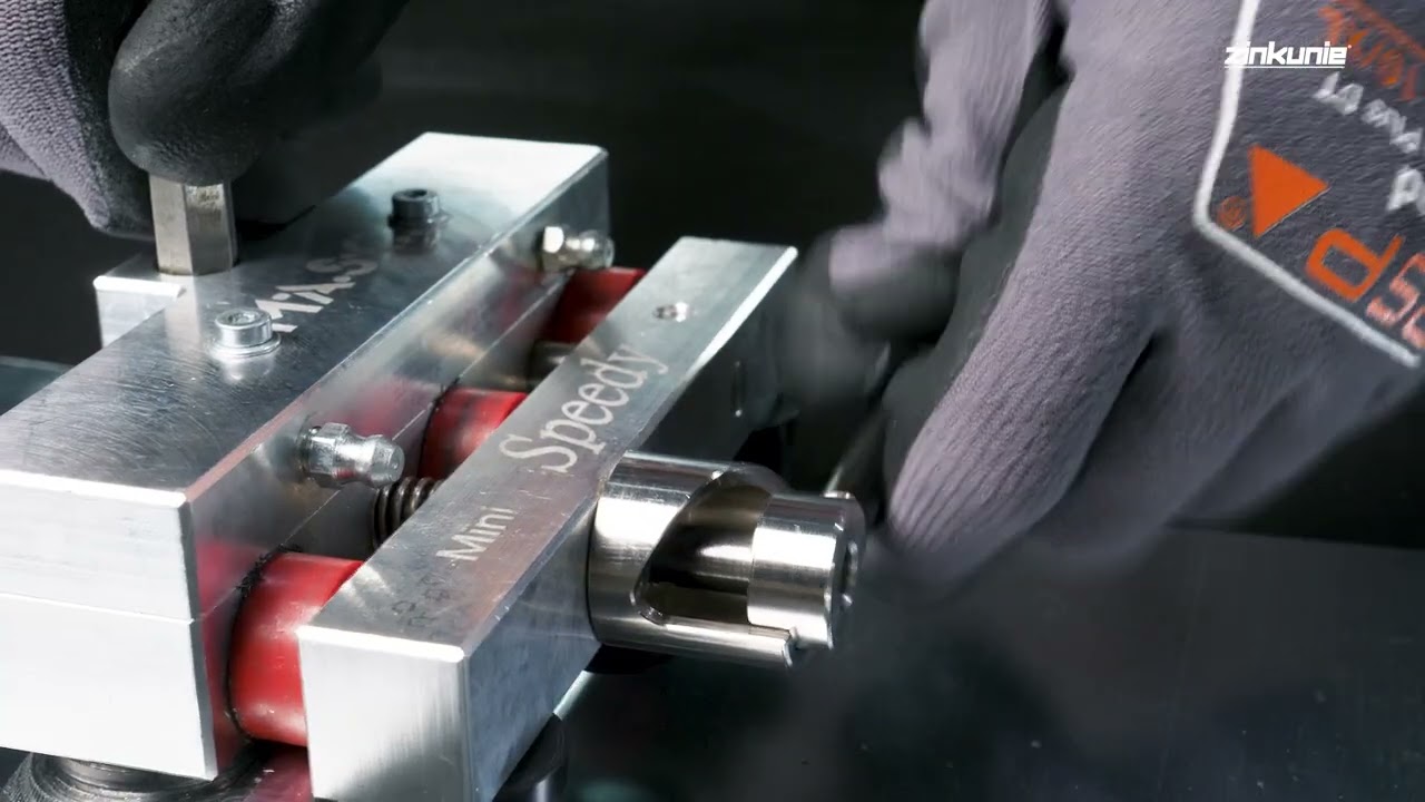 Zinkunie Instructievideo: Hoe gebruik je de Seamer Speedy felsmachine