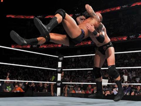 Raw: Randy Orton vs. Wade Barrett