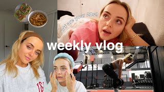 WEEKLY VLOG | what even are your 20s 😅 curing hormonal acne | feeling stuck | Conagh Kathleen