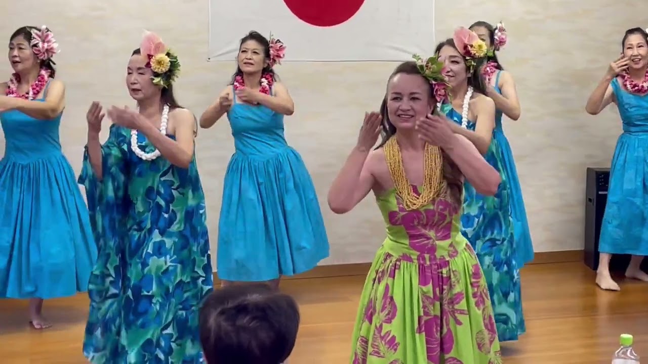 永井　敬老会　ハワイアン🌺