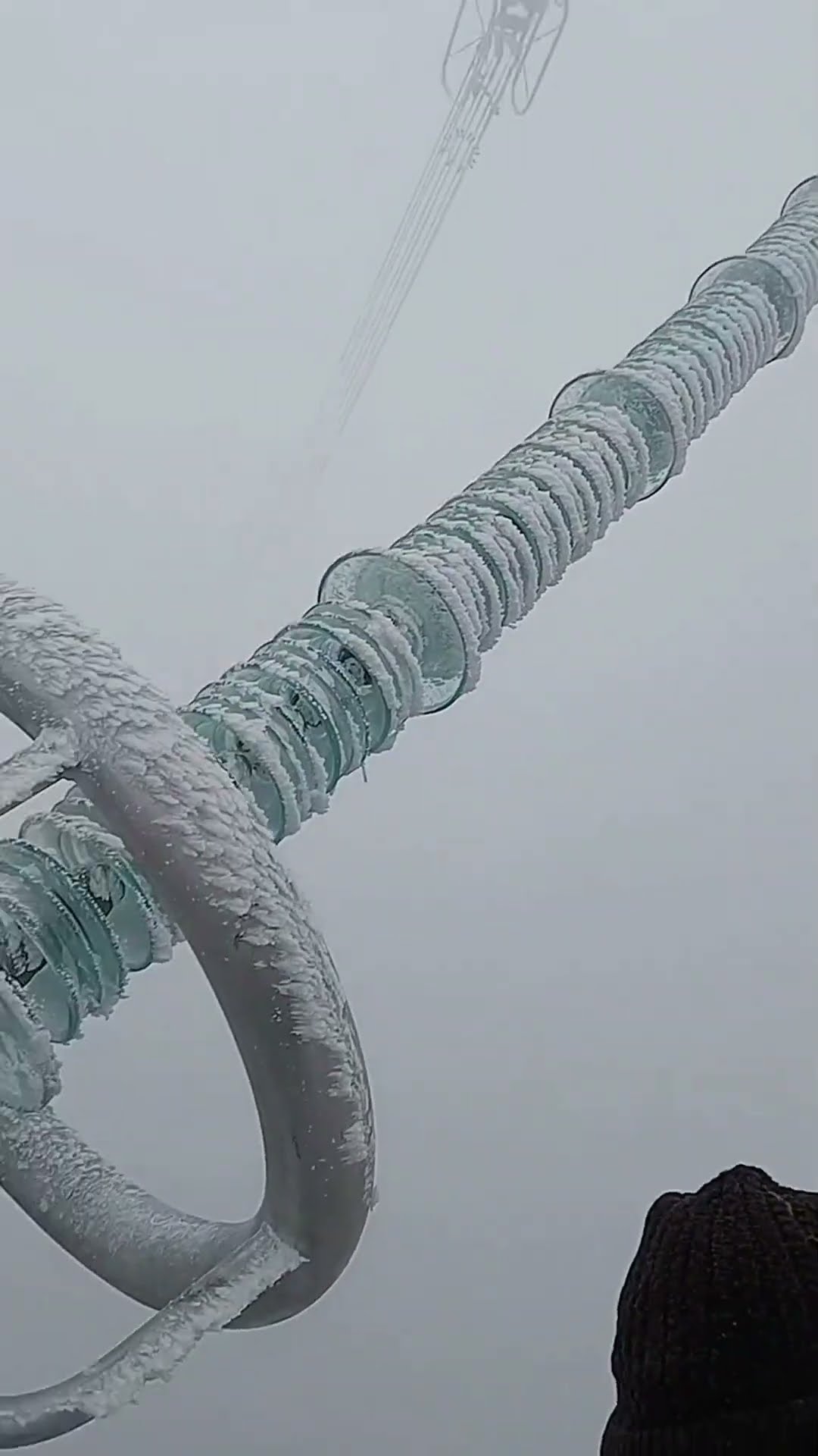 Electric power operation at extremely cold temperatures