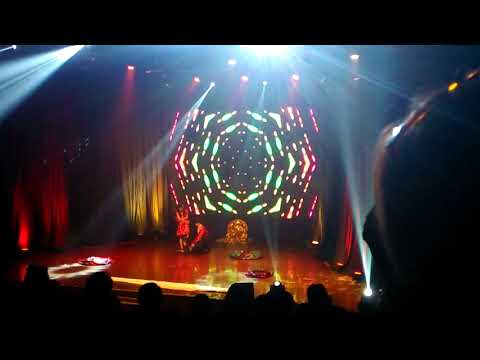 Mark & pinky-magic show-super_humanz