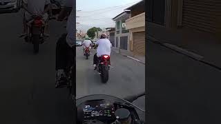S1000 RR ENGOLINDO A XJ6 NO GIRO fy fyp