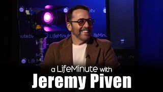 Multi-Talented Actor, Producer & Comedy Great Jeremy Piven Talks Latest Stand-Up Tour & New Films Wealth