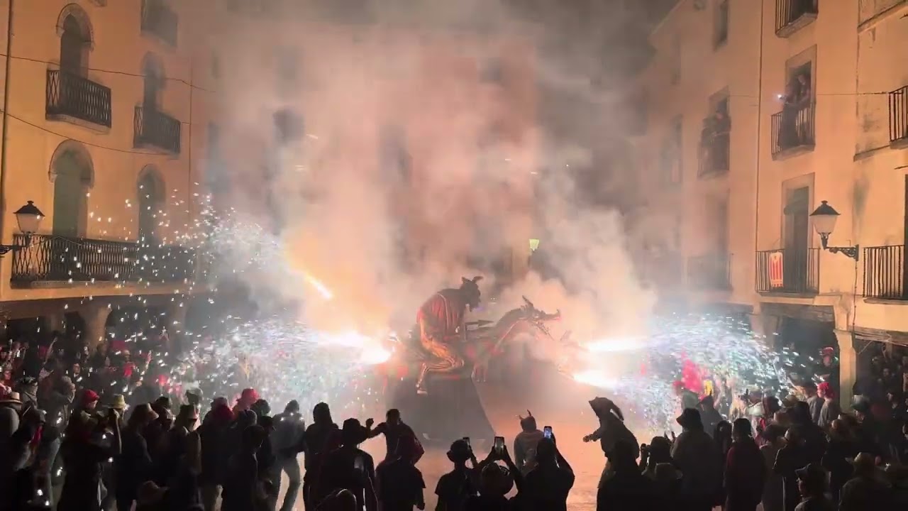 Aquelarre de Cervera 🔥🔥 encesa de lluïment