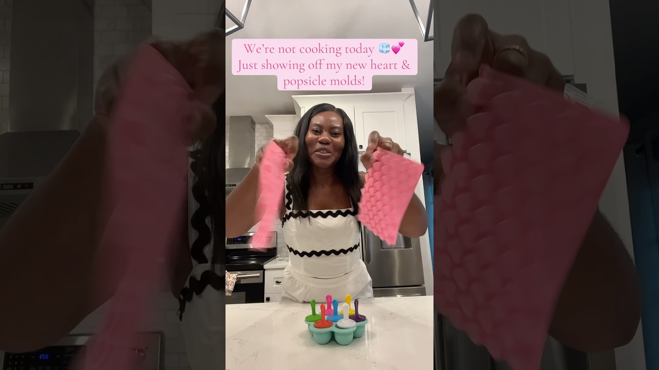 We’re not cooking today 🧊💕 Just showing off my new heart & popsicle molds!