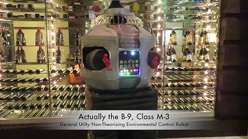 "Lost in Space" Robot at DragonCon 2016