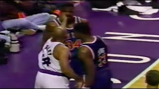 Charles Barkley SLAPS Charles Oakley in the face 1994 (Full Video)