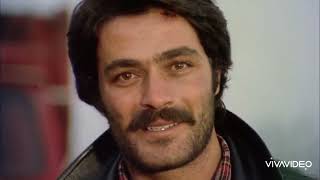 Sen Bir Yana Ben Bir Yana