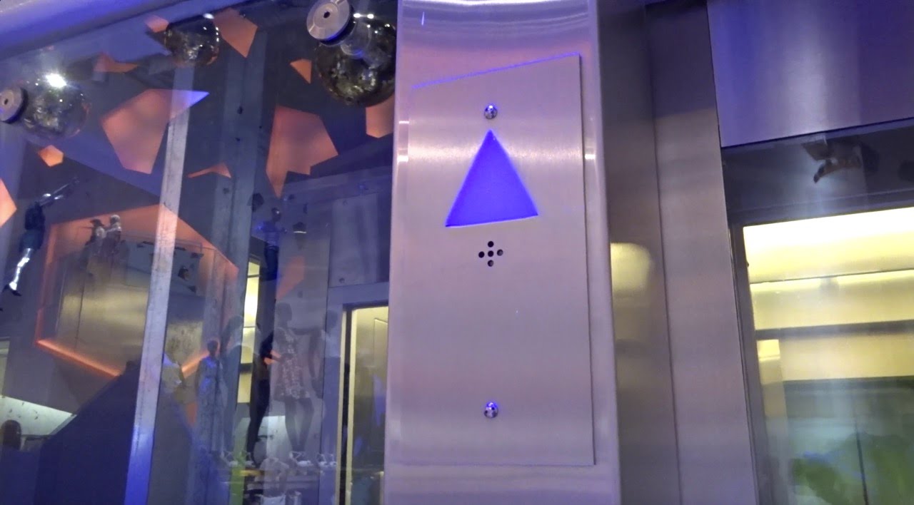 Awesome Scenic Schindler Elevators - H&M , Forum Shops - Las Vegas, Nevada
