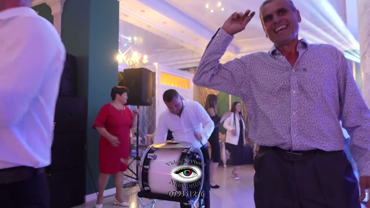 Te i-au fiorii de la așa dansuri frumoase, cu Dumitrța Vișnevschii, Valentin Crăciun și formația