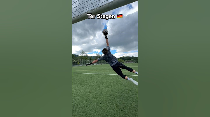 Guess the last goalkeeper 🤔🧤 #goalkeeper