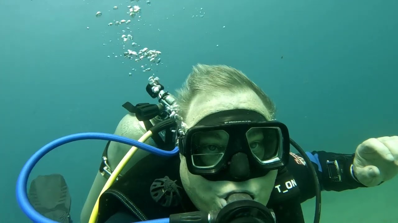 Cabo Scuba Diving 1-6-2026 Day 1 Dive 2, Mark Zuckerberg's Yacht