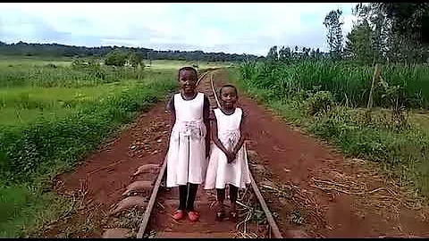 Young Girls singing Ti tuhu song.