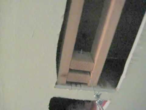 Winch system from the ceiling for hanging HO Model Train 