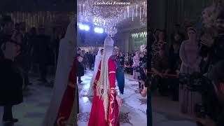 Традиционные танцы вокруг невесты