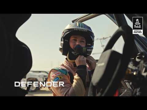 Defender Dakar | Sara Price