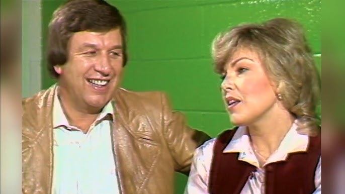 Bill Gaither's Wife SHOCKS Fans with Heartbreaking News! - YouTube