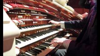 Video-Miniaturansicht von „Richard Hills plays Tiger Rag on theatre organ“