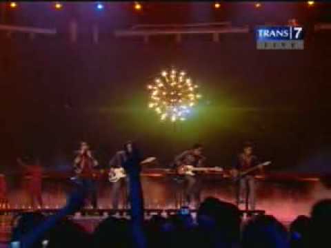 Peterpan-Tak-Ada-Yang-Abadi-Live-Trans-Bisa.3gp