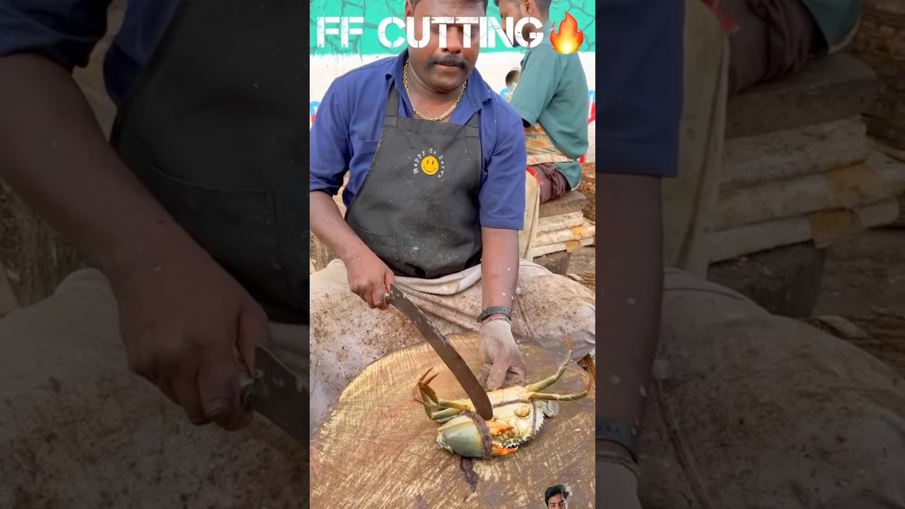 Green Crab Cutting Skills🦀 
