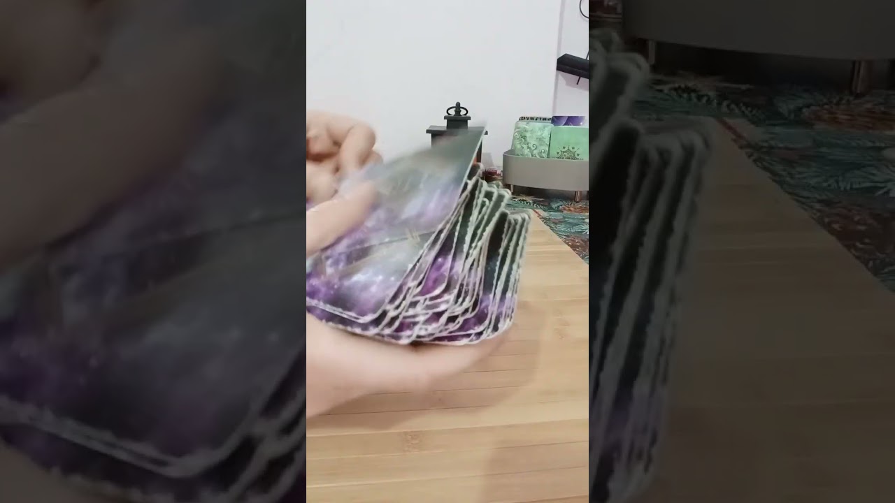 Aklınızdaki kişi Kelt Haçı Açılımı ❣️