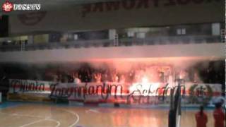 Oprawa Ułł Na Meczu Siatkarek 11.02.2011