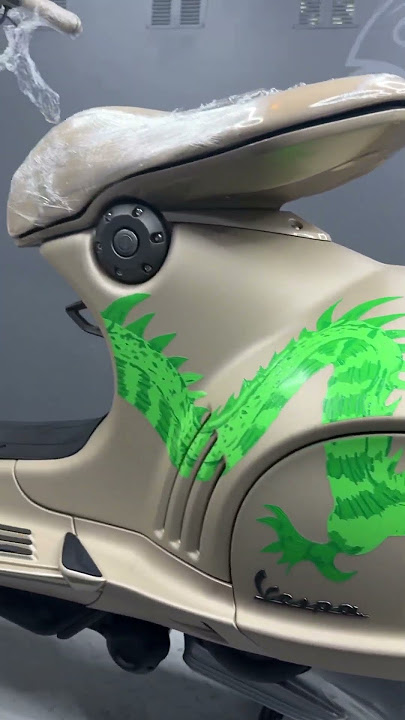 Vespa 946 Dragon, 1 of 1888! What’s your thoughts? #chineselunarnewyear #vespa #bikelover