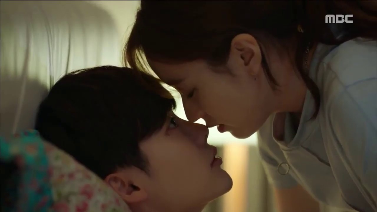 Kdrama Kisses Moments - YouTube