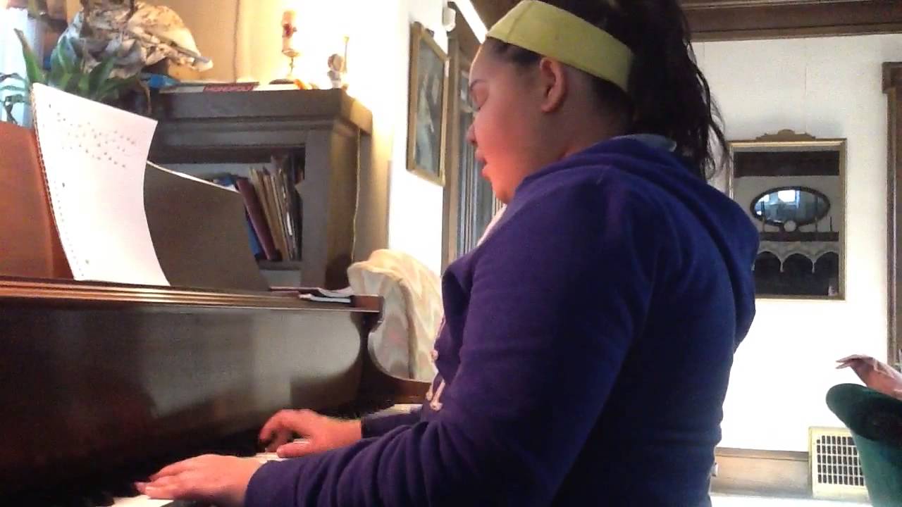 Aviyon Sings and plays!