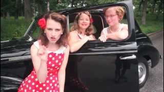 The LadyBirds sing "Don't Sit Under the Apple Tree" chords