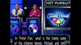 Trivial Pursuit America Plays:  Alissa vs.  Michael vs.  Jodi