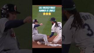 IMPOSSIBLE THROW by Mariners’ Raleigh!! #impossible #baseball #catcher