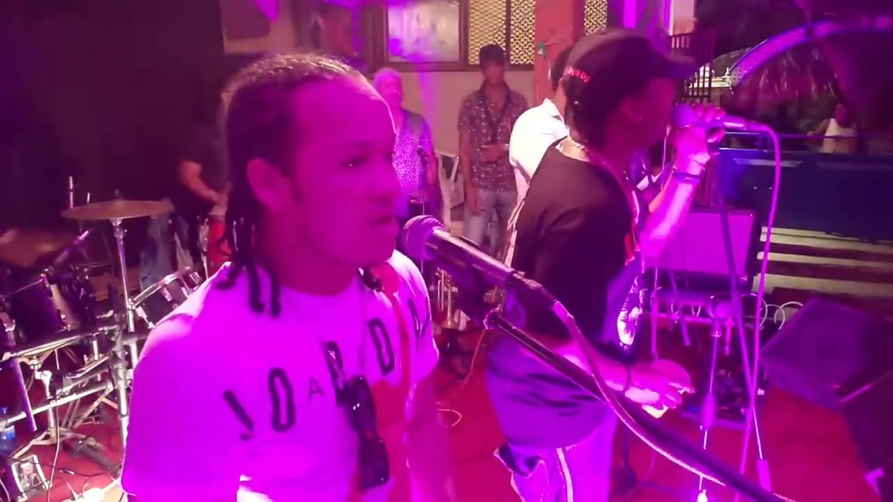 ⁣Mass Kompa - St Valentin Live