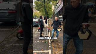 Kızları Fena Kandırdı