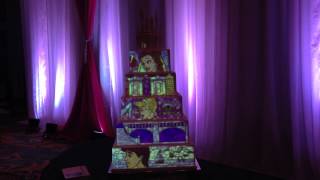 New innovative wedding cake technology was showcased at the disney
fairytale showcase. bring your to life with projection that scrolls
o...