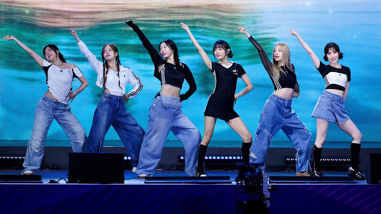 241005 위클리 Weeekly 'After School + LIGHTS ON + Twenties' 4K 60P 직캠 @금산인삼축제 더쇼 by DaftTaengk