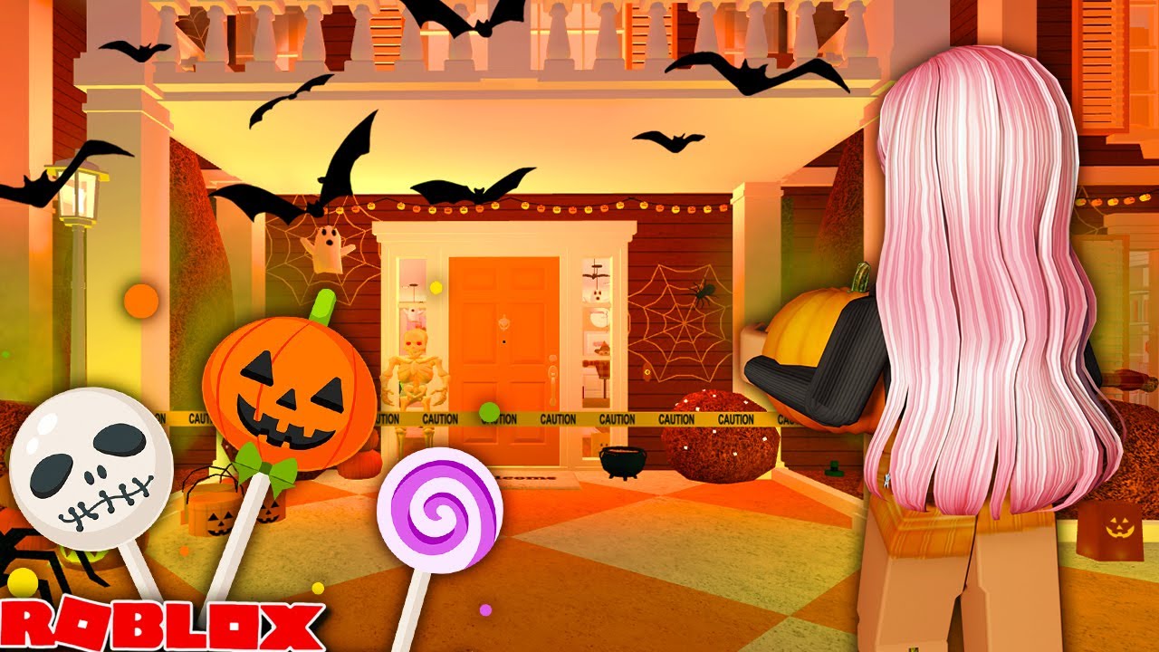 DECORATING OUR HOUSE FOR HALLOWEEN  Bloxburg Halloween Update 0.8.0 