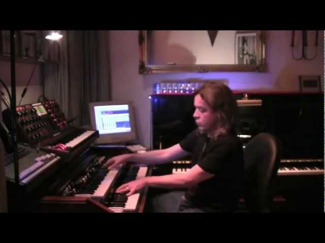 Hammond Organ & Moog Solo class=