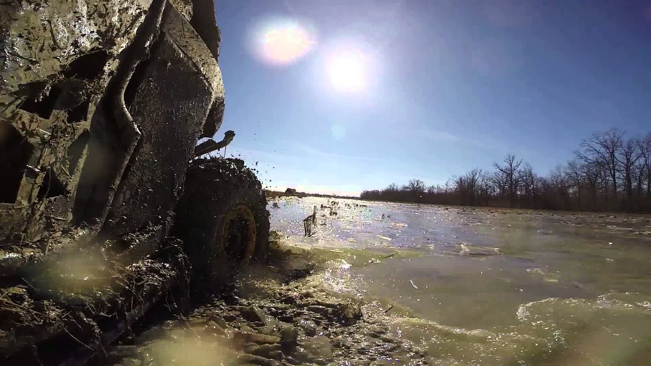 CanAm Commander X 1000 Busting Ice to the Duck Blind in Amagon
