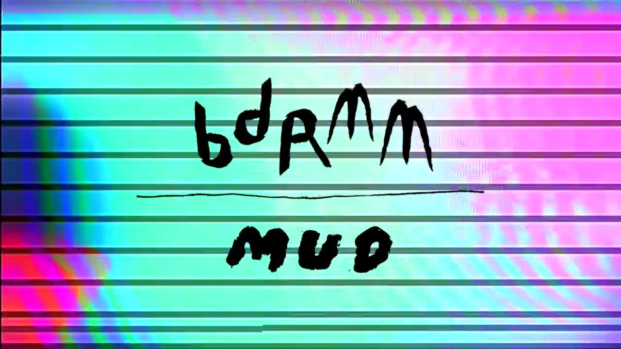 在 YouTube 上观看 bdrmm - Mud (Official Audio Visualiser)
