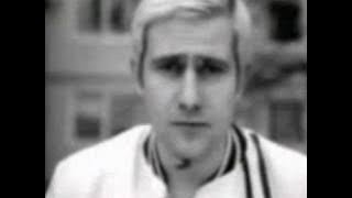 Girls in love- Andreas Dorau (Subtitulos en español).