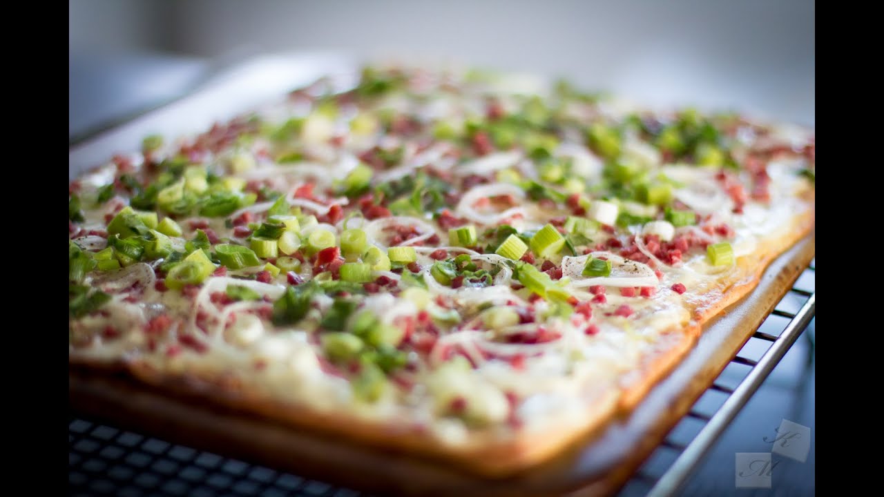 Low Carb Flammkuchen - YouTube