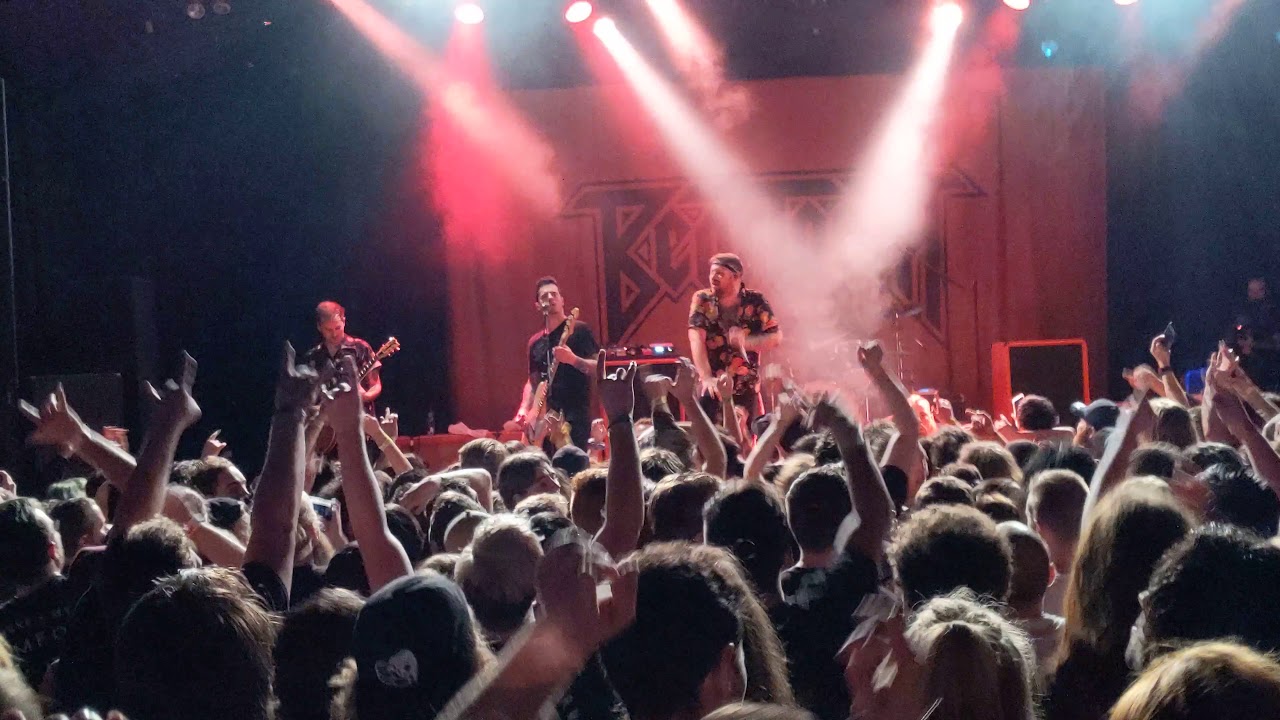 Beartooth - In Between (Live @ Metro Theatre, Sydney 2019)