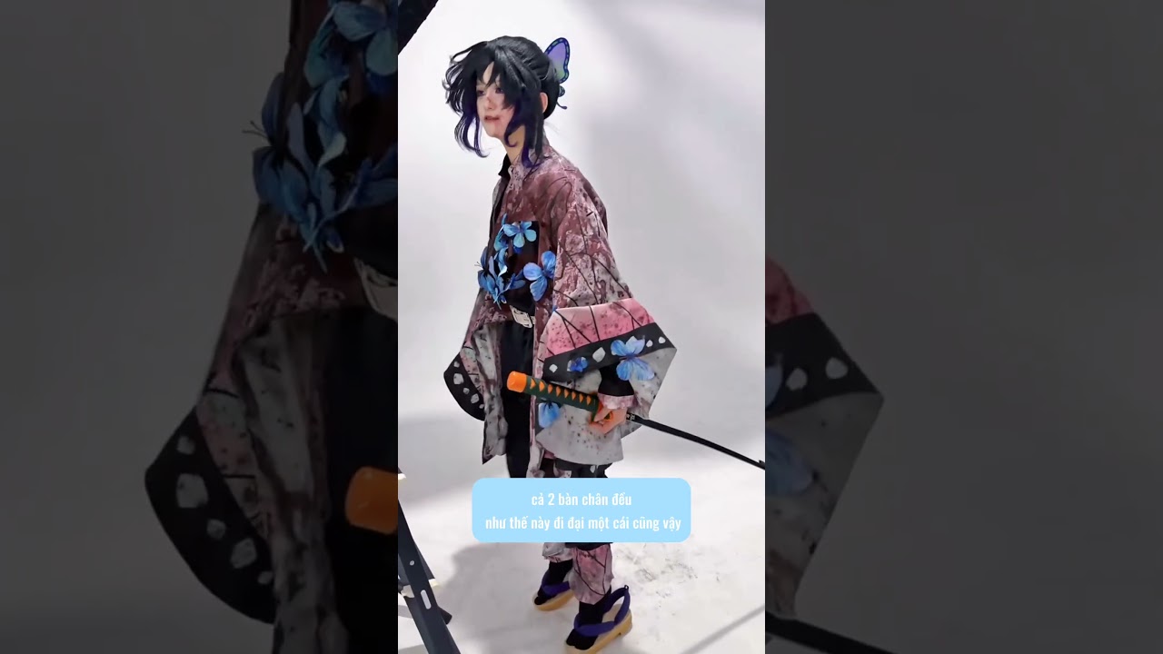 Tui cũng tự hỏi?? #cosplay #anime #kimetsunoyaiba #giaitri #shorts